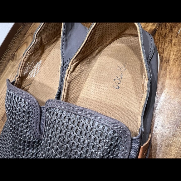 Olukai Women’s Pehuea Drop-in heel shoe - Picture 8 of 9